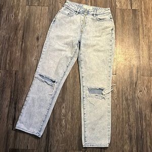 Pacsun Mom Jeans Size 24 with Zipper Fly